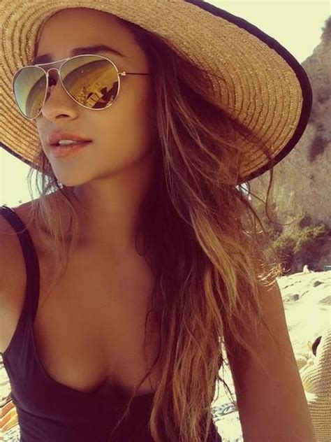 Shay Mitchell Celebrity Selfies Beach Selfie Selfies Poses