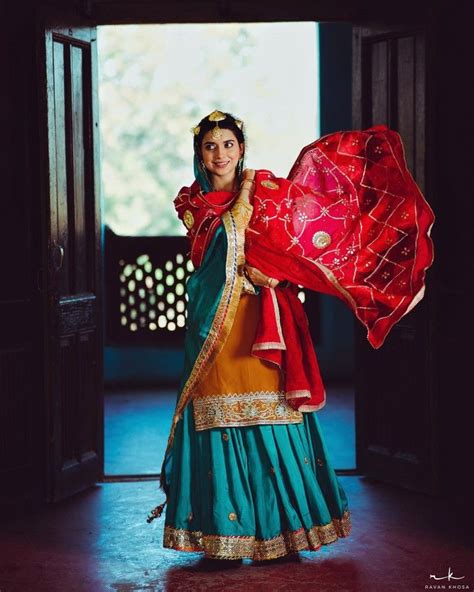 Pin By 🦋𝑷𝒓𝒆𝒆𝒕🦋 ️ On Nimrat Khaira In 2022 Fashion Indian Dresses