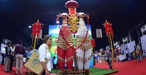 Festivals Understated Hospitality New Draw For Kerala Tourists