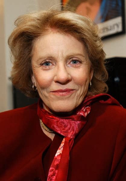 Patty Duke dies: Watch her open up about mental health during 1992 TODAY visit - TODAY.com