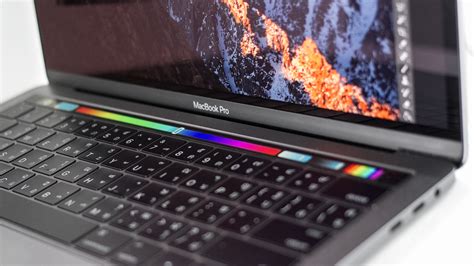 Review Apple Macbook Pro With Touch Bar กับแนวคิดใหม่ที่รอการพิสูจน์