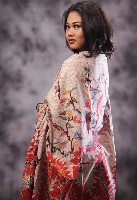 pin by ssdec media on sarong models batik kain kombinasi warna
