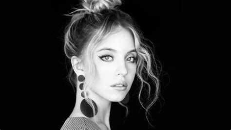 1366x768 Resolution Sydney Sweeney Black And White 1366x768 Resolution