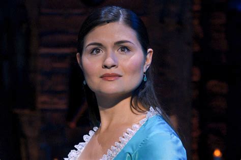 Hamilton Star Phillipa Soo Reveals Her Take On Elizas Last Gasp Broadway Musicales Actrices