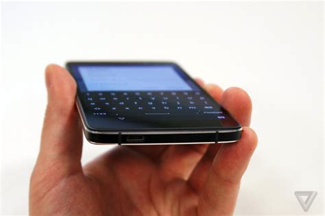 Hands On With Blackberrys Touchscreen Phone The Verge