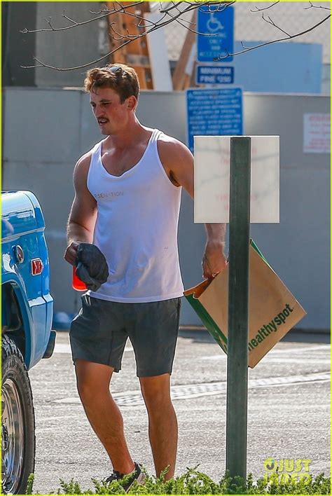 Miles Teller Shows Off His Buff Muscles For Top Gun Role Photo