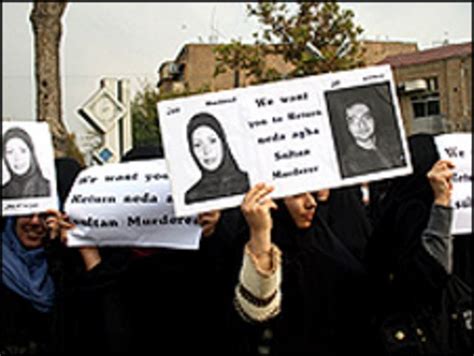 زنان عضو بسیج خواستار استرداد شاهد قتل ندا شدند Bbc News فارسی