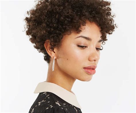 Https://tommynaija.com/hairstyle/black Women Short Curly Hairstyle With Cuffs