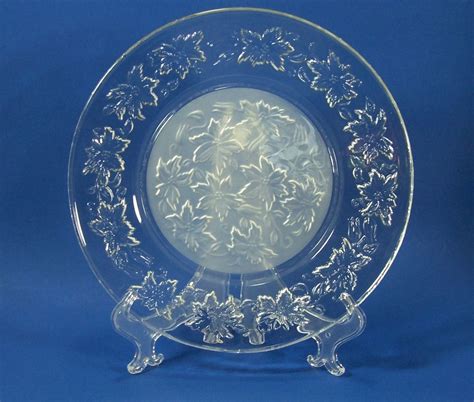 Princess House Fantasia 10 Dinner Plate Dish Crystal Glass Poinsettia