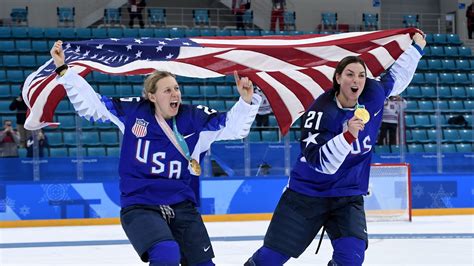 hefty raises olympic gold and then crumbs for u s women s hockey