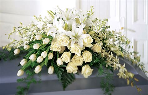 What Different Funeral Flowers Really Mean Expert Tips For Selecting