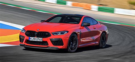 The bmw m8 coupé offers luxury ambiance with the ultimate motorsport feeling, designed to push the limits of dynamic. Der BMW M8 - Der neue Maßstab des BMW M-Motorsports