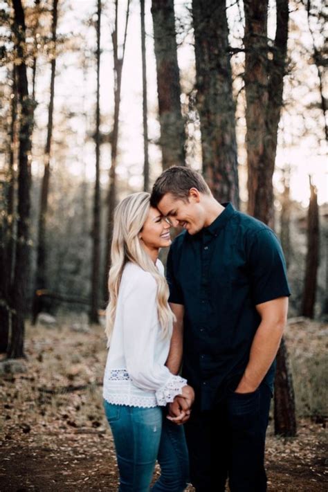 30 Best Inspiration Couples Photography Poses To Inspire You Couple