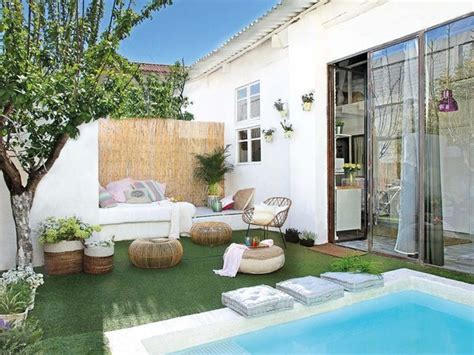  cuando ya estén amarrados se. Foto: Patio con Piscina de Miv Interiores #1235254 ...