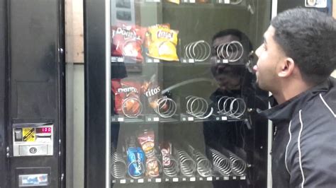 How To Break Into A Vending Machine Youtube