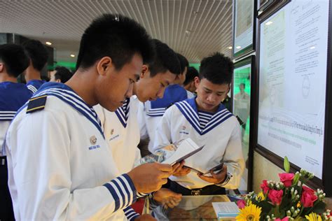 vǐɲˀ ʔīən (listen)) is the city capital of vĩnh phúc province, in the red river delta region of northern vietnam. Khai mạc Triển lãm bản đồ chủ quyền Hoàng Sa, Trường Sa của Việt Nam tại tỉnh Vĩnh Phúc