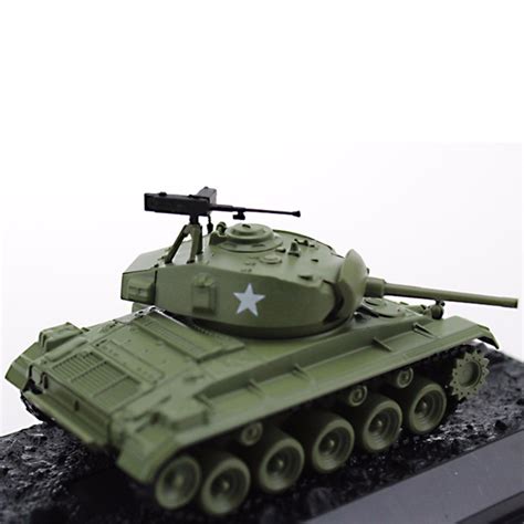 Diecast Military Tanks Models 172 Scale Usa Army M24 Chaffee 1951 Die