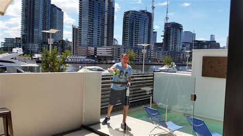 Naked Windows Window Cleaning South Melbourne