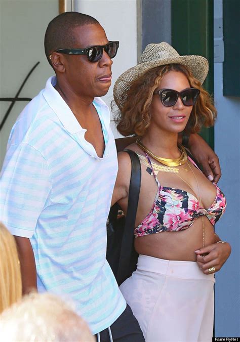 Bikini Clad Beyonce Cozies Up To Jay Z On Vacation Huffpost