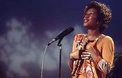 10 Best Minnie Riperton Songs of All Time - Singersroom.com