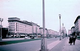 Ost-Berlin, Stalin-Allee, 1960 | Karl marx, Berlin, Ddr
