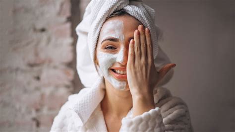 Facials Facials Types Glowing Skin 6 Types Of Facials You Can Try