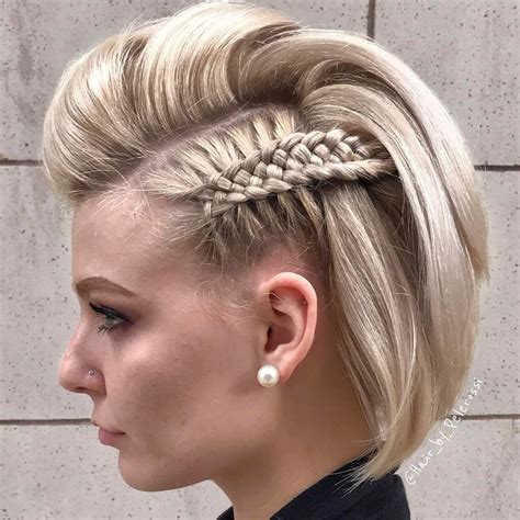 65 Trendy Updos For Short Hair For Both Casual And Special Occasions