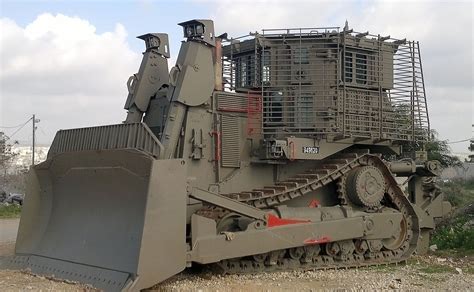 Idf Cat D9r Bulldozer Wikipedia Mining Equipment Heavy Equipment