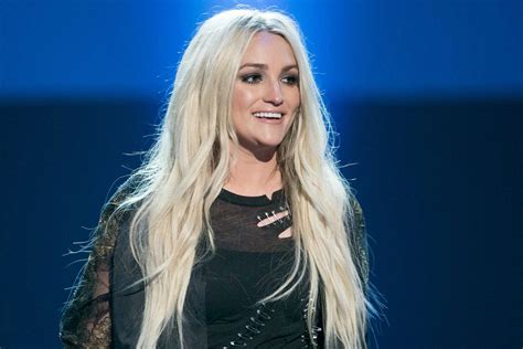 Jamie Lynn Spears Recalls Hiding After Announcing Pregnancy At 16