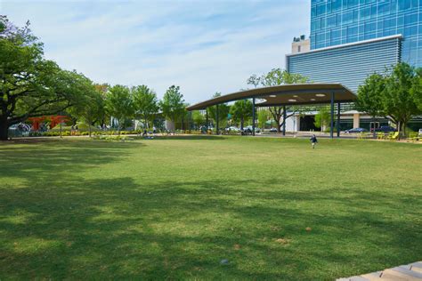 Fun Outdoor Activities Are Back At Levy Park Houstonia Magazine