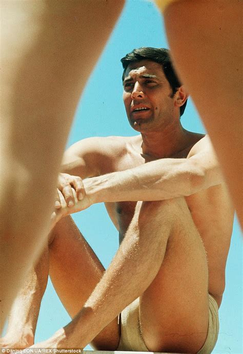 Sex Secrets Which Let George Lazenby Become James Bond Daily Mail Online