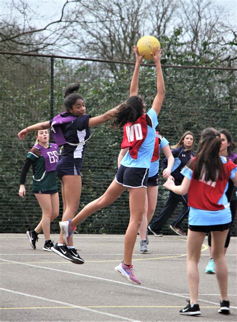 The game begins by a center pass, and this will happen after someone scores. Netball Season 2019 - Mill Hill Schools