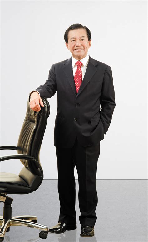 Lee shin cheng is a malaysian entrepreneur. Founder & Trustees - Yayasan TSLSC