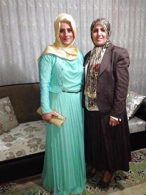 Turkish Mom And Daugther Photos