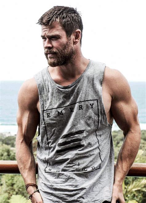 Know Matter What He Does Looks Like My Hero Chris Hemsworth Thor