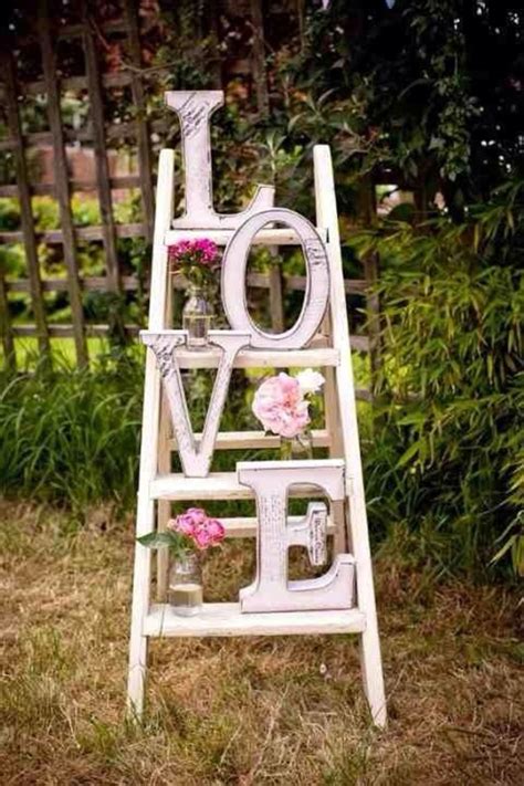 25 Beautiful Outdoor Valentines Decorations Ideas Magment