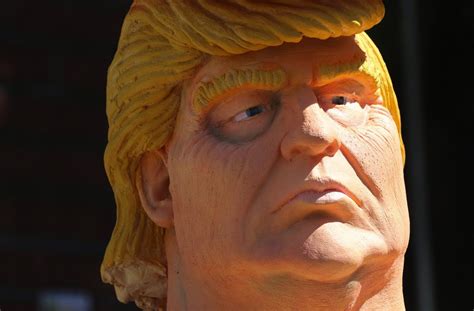Seattle Among U S Cities Graced With Naked Trump Statues The Seattle