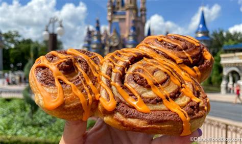 Disney Worlds Colossal Cinnamon Roll Gets A Halloween Makeover