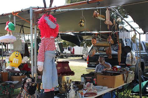 How To Sell At A Flea Market — Flea Market And Rv Park At Menge