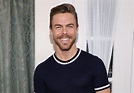 DWTS Judge Derek Hough Shows off Perfect Abs While Posing with His GF ...