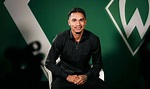 Justin Njinmah über seine Vertragsverlängerung bei Werder | SV Werder ...