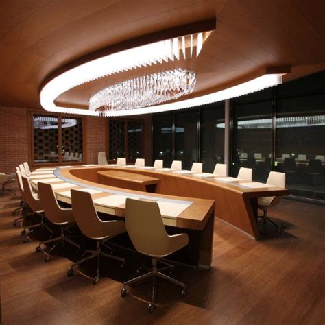 Who Wouldnt Enjoy Having Meetings In A Boardroom With