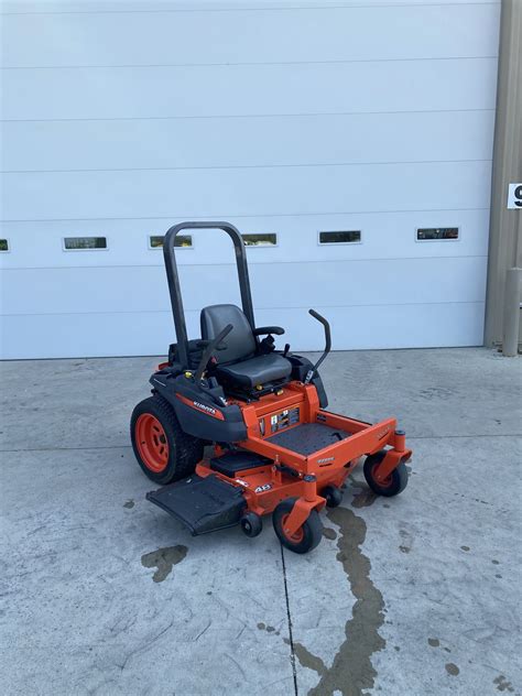 2017 Kubota Z121s Zero Turn Mowers Warsaw In