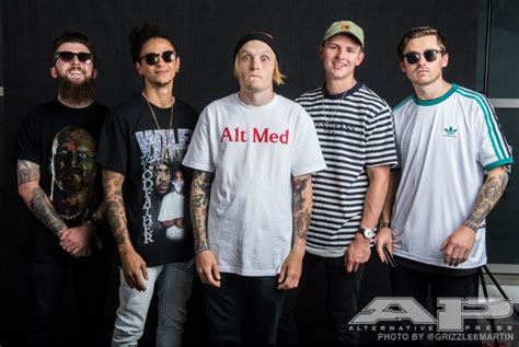 Neck Deep Win Best Live Band At 2016 Apmas Alternative Press Magazine