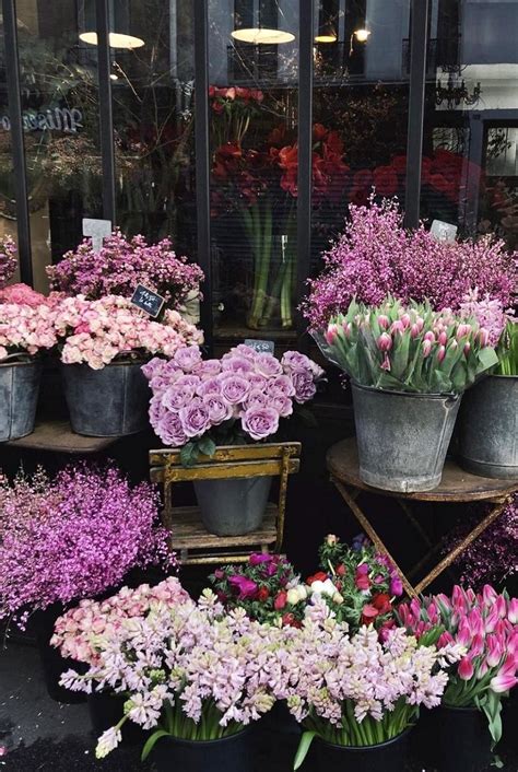 Becoming A Parisian Fleuriste