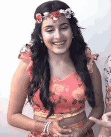 Rhea Sharma Indian Actress Rhea Sharma Indian Actress Pretty Descubre Comparte GIFs