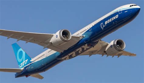 Can The Boeing 777 10 Replace The Airbus A380 Djs Aviation