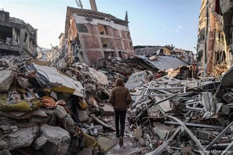 Dodental aardbevingen Turkije en Syrië stijgt tot ruim 33 000
