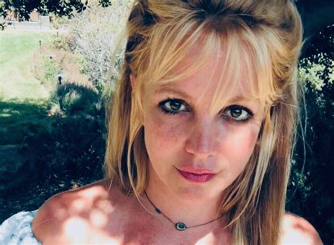 Britney Spears Request To Remove Her Dad From Conservatorship Was Denied Heres What We Know