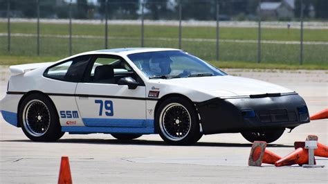Pontiac Fiero The Mid Engined 2 Seat Sports Car With A Short Lifespan